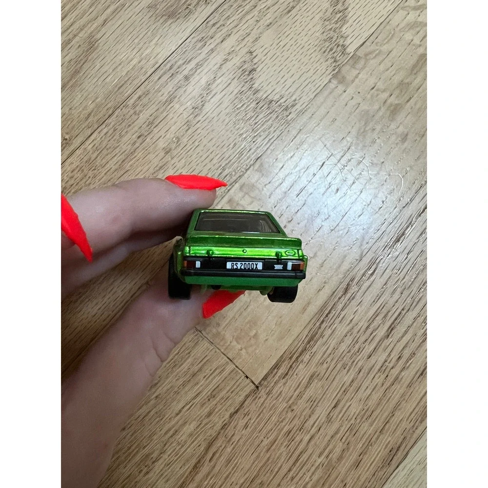 Hot Wheels Ford Escort RS2000 Unisex 1:64 Green
